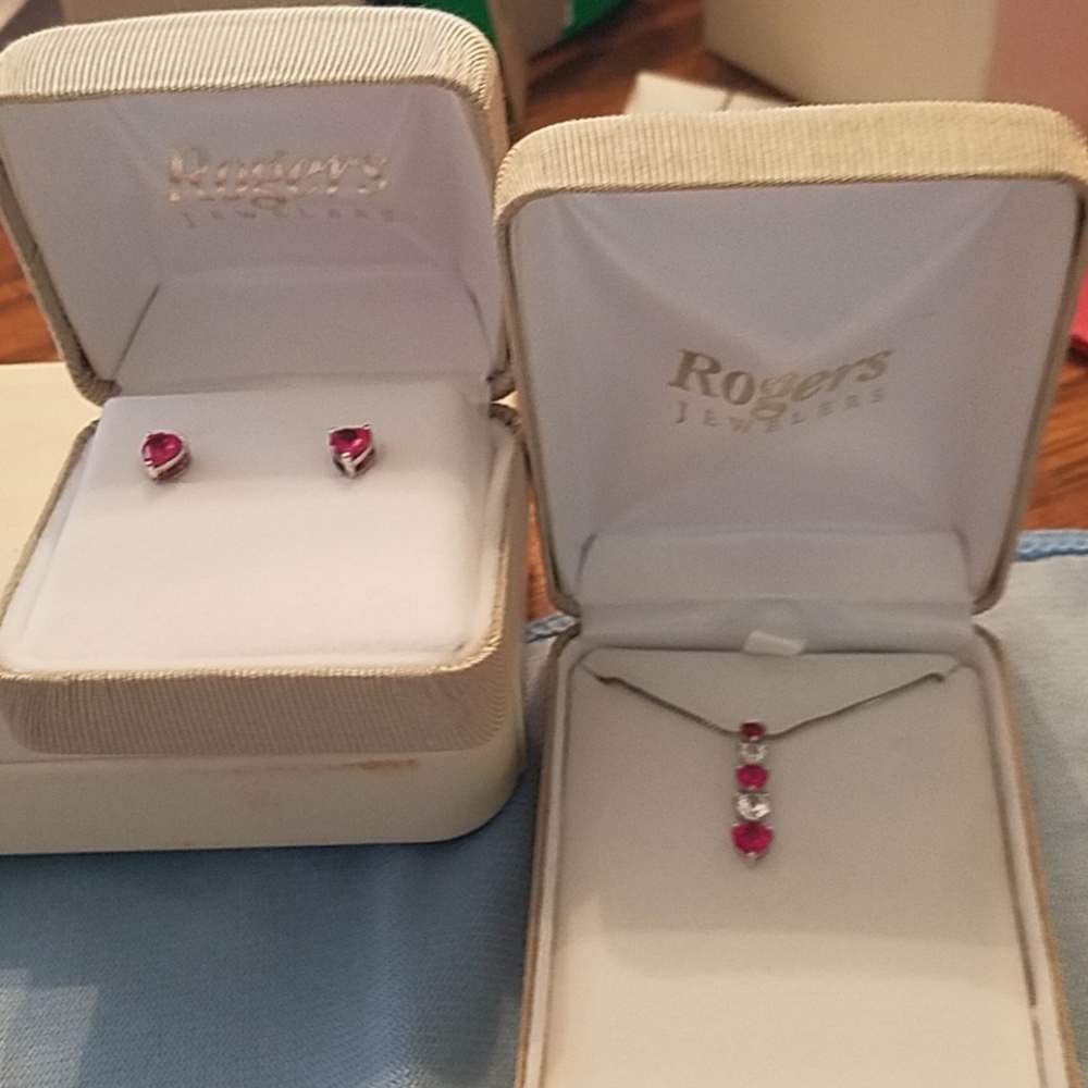 Jewelry set. - Picture 3 of 4